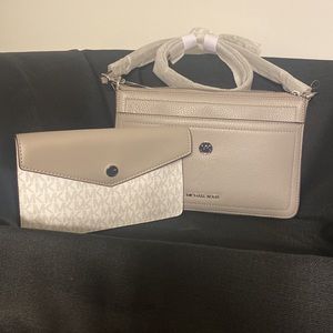 Beautiful BRAND NEW W/TAGS Michael Kors crossbody, Pearl Grey and silver.